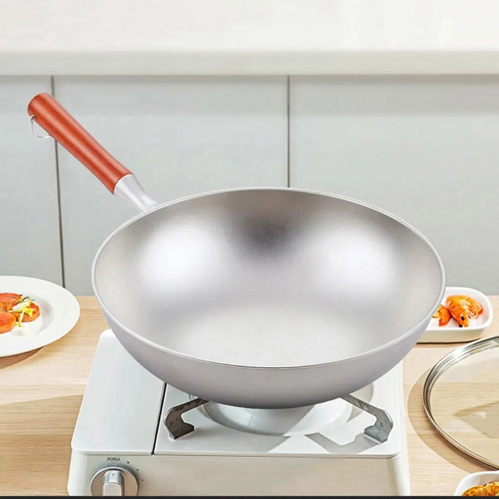 Pure Titanium Wok: Non-stick Kitchen Cookware, Uncoated Frying Pan, Household Round Bottom Pot for Gas Cooker